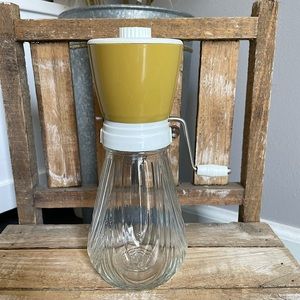 Federal Housewares Nut Grinder